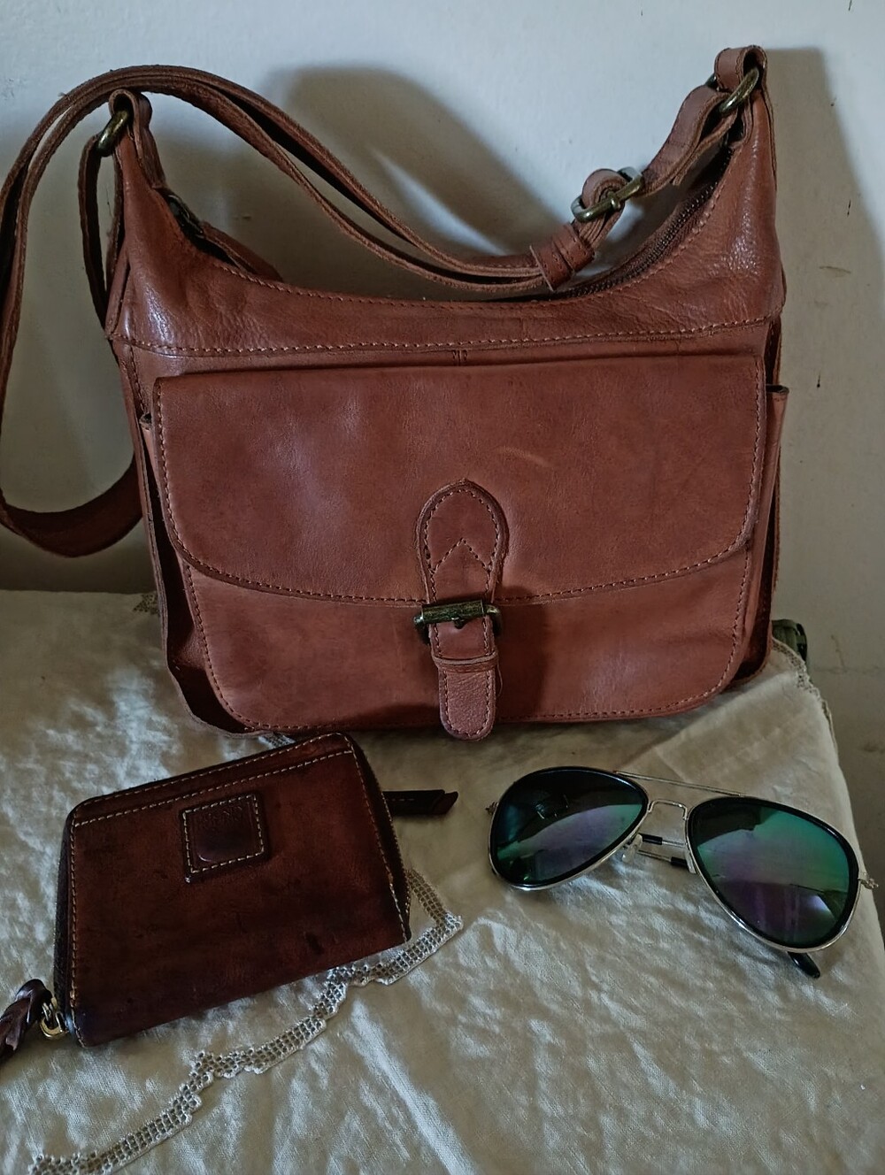 Paul and Taylor Classic Brown Leather Shoulder Bag for Women
